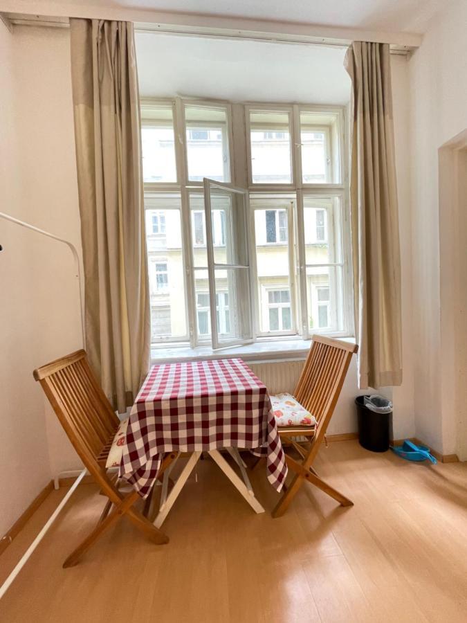 City Apartment And Rooms Wien Eksteriør bilde