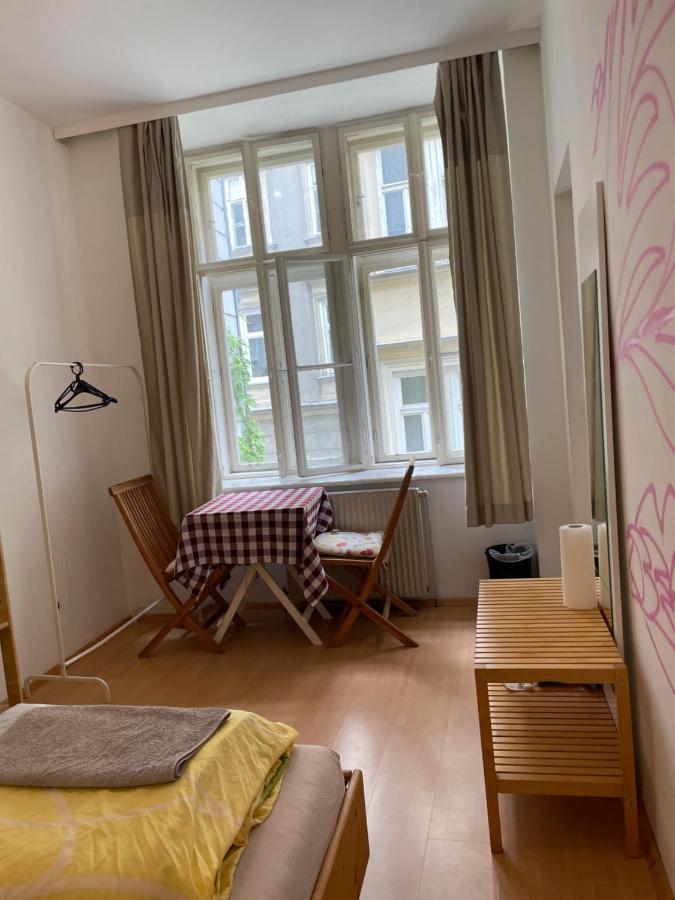 City Apartment And Rooms Wien Eksteriør bilde